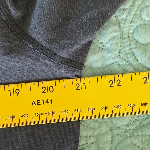 Lululemon Athletic Womens One Size Dark Blue Short Sleeve T Shirt - Picture 8 of 9